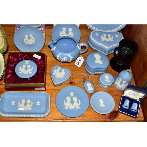 436 - A COLLECTION OF WEDGWOOD ROYAL COMMEMORATIVE JASPERWARES, mainly pale blue, to include a boxed Wedgw... 