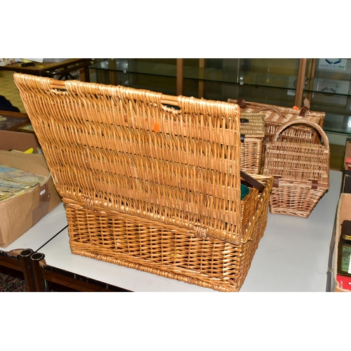 513 - SIX WICKER BASKETS, comprising a small Fortnum and Masons hamper together with a small handled F&M b... 