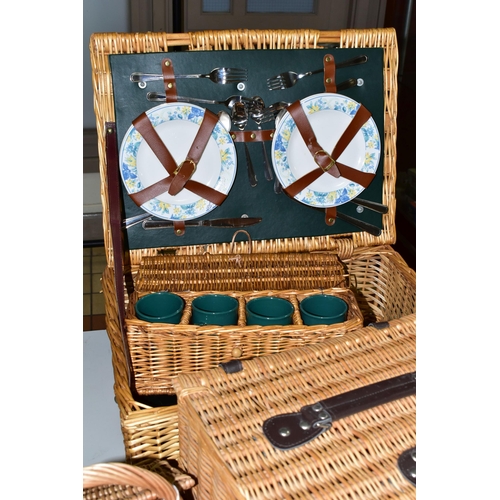 513 - SIX WICKER BASKETS, comprising a small Fortnum and Masons hamper together with a small handled F&M b... 