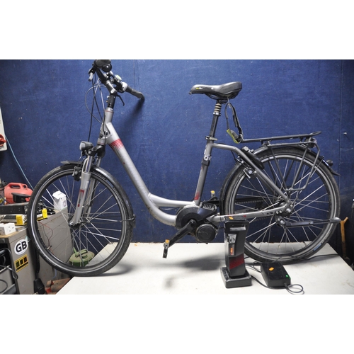 1100 - A KALKHOFF AGATTU IMPULSE ELECTRIC BIKE with one 36v battery, charger, 18in frame,  8 speed Shimano ... 