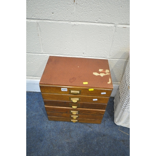 1371 - A SMALL SIX DRAWER DESK UNIT, width 40cm x depth 28cm x height 40cm, a painted domed trunk and a lin... 