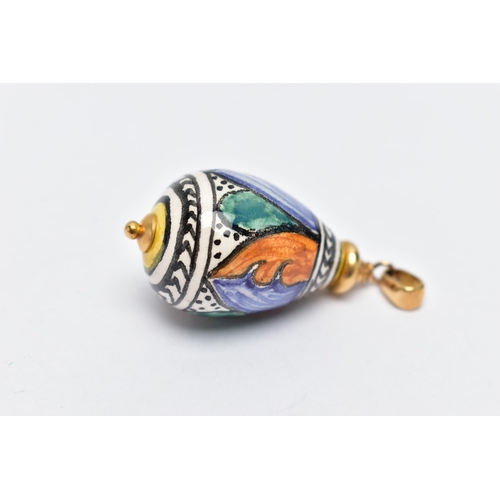 117 - A YELLOW METAL AND CERAMIC PENDANT, polychrome ceramic tear drop pendant detailed with green, blue, ... 