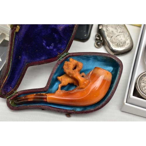 86 - A BOX OF ASSORTED JEWELLERY AND OTHER ITEMS, to include a  rose metal centurian signet ring (a/f), s... 