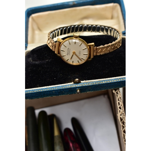 95 - A BOX OF ASSORTED SILVER AND COSTUME JEWELLERY, to include a silver floral detailed oval locket, hal... 