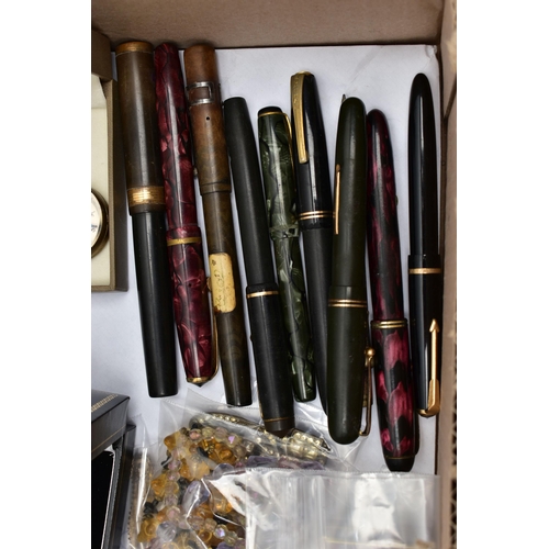 95 - A BOX OF ASSORTED SILVER AND COSTUME JEWELLERY, to include a silver floral detailed oval locket, hal... 