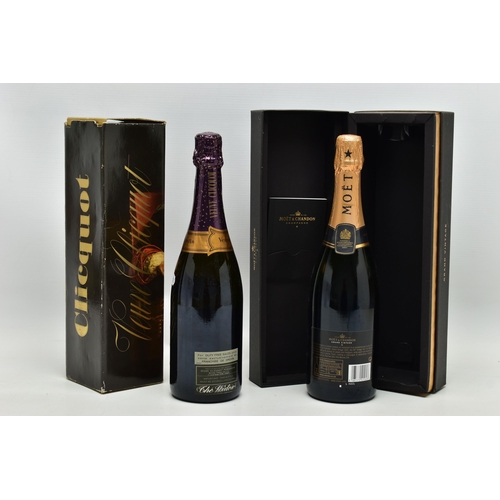 229 - CHAMPAGNE, two bottles of 1st class Champagne comprising one Moet & Chandon 2002 Grand Vintage, 12.5... 