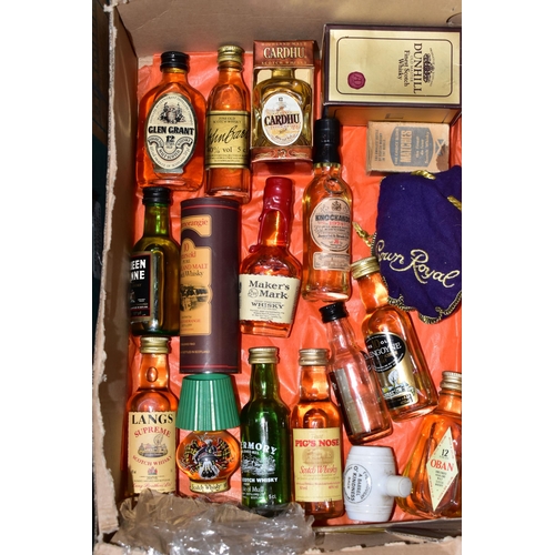 231 - ALCOHOL, seven boxes containing a superb collection of approximately 260, mostly 5cl, 'Miniatures' w... 