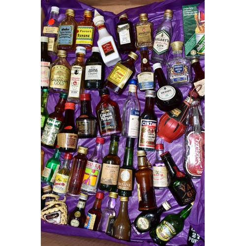 231 - ALCOHOL, seven boxes containing a superb collection of approximately 260, mostly 5cl, 'Miniatures' w... 