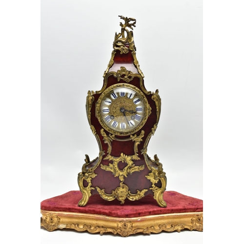 158 - A LATE 19TH/ EARLY 20TH CENTURY FRENCH GILT METAL AND TORTOISESHELL MANTEL CLOCK, the cast brass dia... 