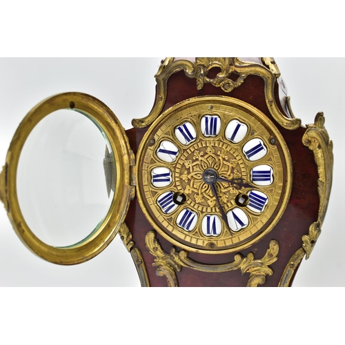 158 - A LATE 19TH/ EARLY 20TH CENTURY FRENCH GILT METAL AND TORTOISESHELL MANTEL CLOCK, the cast brass dia... 