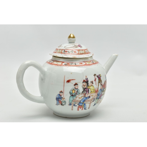 190 - AN 18TH CENTURY CHINESE PORCELAIN BULLET SHAPED TEAPOT, the domed cover with gilt finial, wavy rim a... 