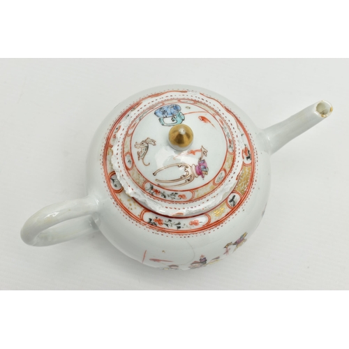 190 - AN 18TH CENTURY CHINESE PORCELAIN BULLET SHAPED TEAPOT, the domed cover with gilt finial, wavy rim a... 