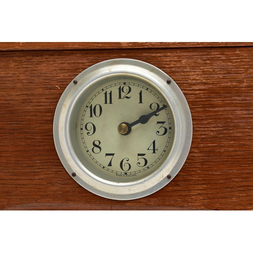 207 - A 20TH CENTURY ENGLISH CLOCK SYSTEMS LTD OAK AND LAMINATE CASED TIME RECORDING CLOCK, the rectangula... 