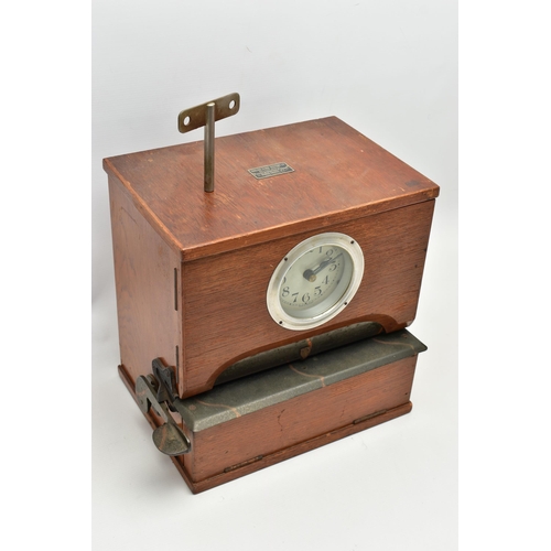 207 - A 20TH CENTURY ENGLISH CLOCK SYSTEMS LTD OAK AND LAMINATE CASED TIME RECORDING CLOCK, the rectangula... 