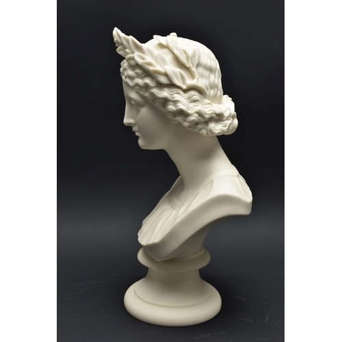 138 - A 19TH CENTURY PARIAN BUST OF PEACE, PROBABLY WORCESTER AND A W.H. GOSS PARIAN BUST OF CLYTIE, both ... 