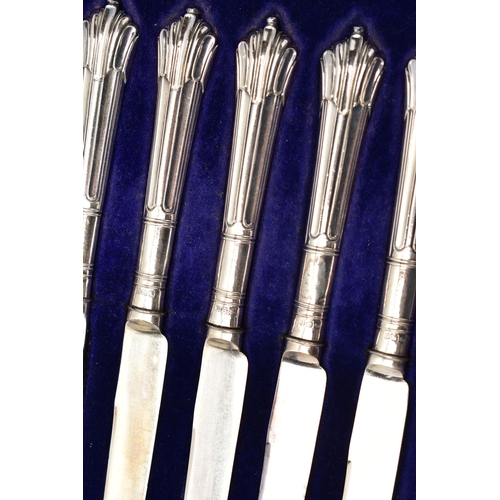 69 - A PARCEL OF 20TH CENTURY SILVER, comprising a George V pepperette of baluster form, maker probably T... 