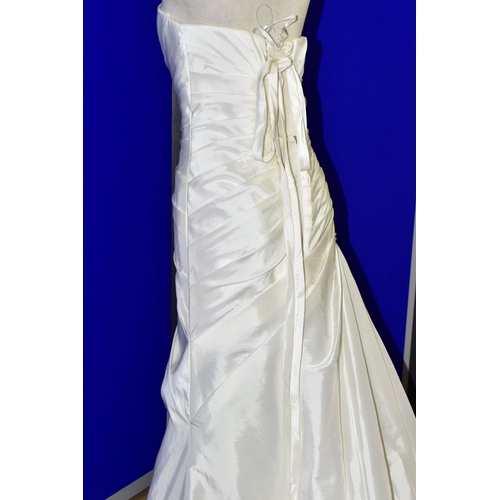 269 - WEDDING DRESS, end of season stock clearance (may have slight marks) Ivory satin pleated, size 8, ri... 