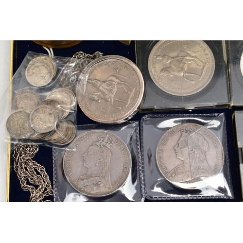 80 - A SMALL BOX CONTAINING COINS AND COMMEMORATIVES, to include 2x Victorian Crown coins 1890, 1900, a s... 