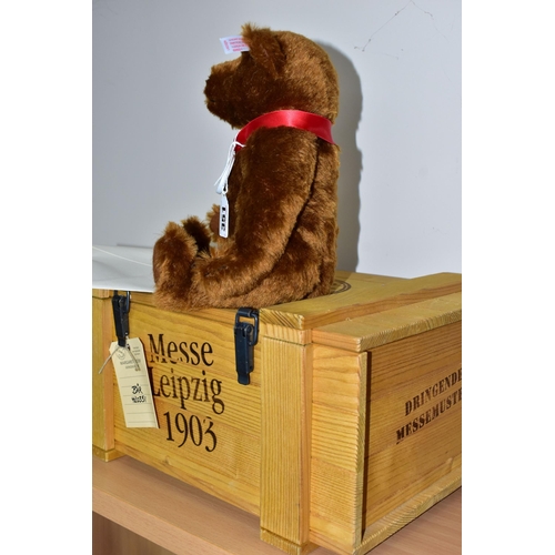 351 - A STEIFF LIMITED EDITION TEDDY BEAR (BEAR 420351), produced in 2003 for the Steiff Club, with certif... 