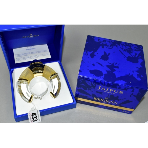 433 - A BOXED BOUCHERON 'JAIPUR' REFILLABLE PERFUME BOTTLE WITH FULL CONTENTS