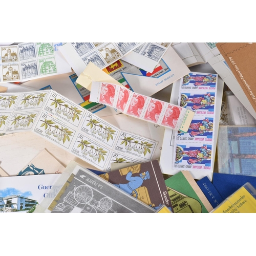 15 - COLLECTION OF EUROPE STAMP BOOKLETS WITH STRENGTH IN GERMANY, we note Berlin BSB15 x 18 (cat £1420),... 