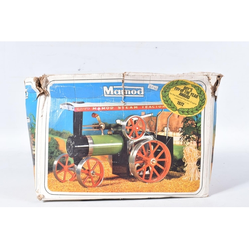 112 - A BOXED MAMOD LIVE STEAM TRACTION ENGINE, No.TE1A, not tested, playworn condition and has been fired... 