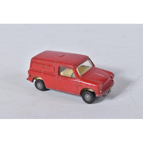 121 - A QUANTITY OF UNBOXED AND ASSORTED PLAYWORN TRI-ANG SPOT-ON DIECAST VEHICLES, mainly Ford vehicles, ... 