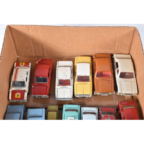 142 - A QUANTITY OF UNBOXED AND ASSORTED PLAYWORN DINKY TOYS FORD CARS, to include Gabriel's Model T (from... 