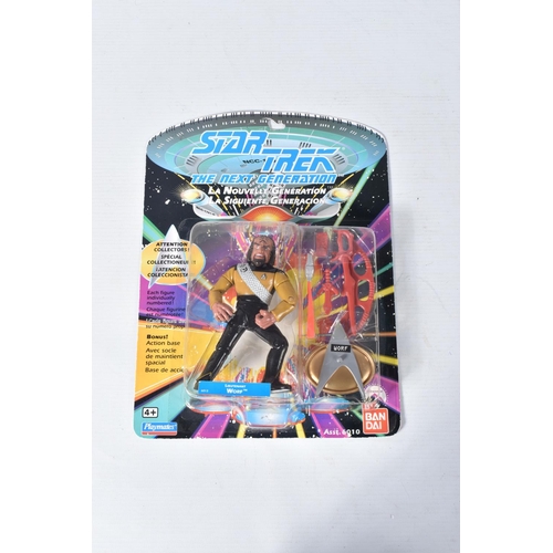 148 - A COMPLETE SET OF BANDAI STAR TREK THE NEXT GENERATION ACTION FIGURES, from 1993, all 10 figures sti... 