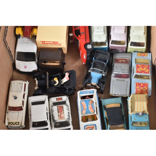 153 - A QUANTITY OF UNBOXED AND ASSORTED PLAYWORN CORGI TOYS FORD CAR AND VAN MODELS, to include Consul, N... 