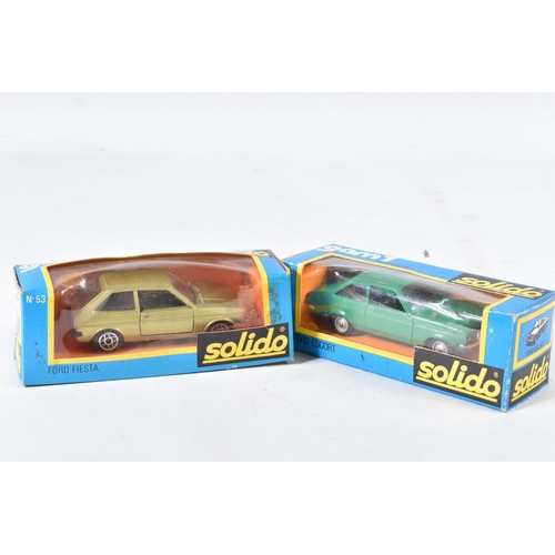 166 - A QUANTITY OF BOXED AND UNBOXED SOLIDO 1/43 SCALE DIECAST VEHICLES, vast majority are models of vari... 