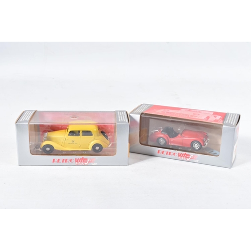 167 - A QUANTITY OF BOXED DIECAST MODELS OF VINTAGE CARS, to include examples by Brumm, Elicor, Rio, Vites... 