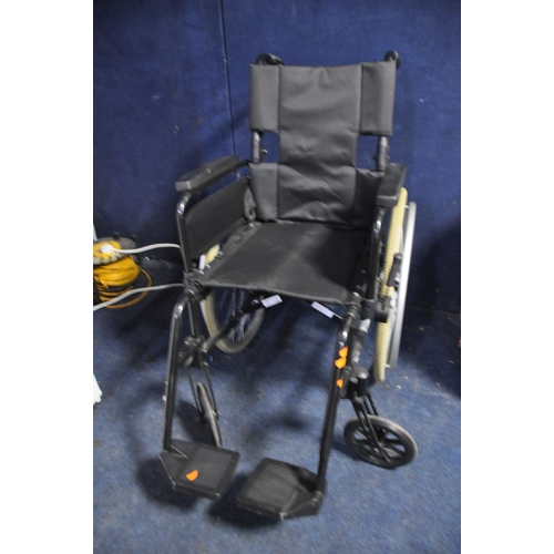 1062 - A DASH LITE WHEELCHAIR self-propelled wheelchair with footrests