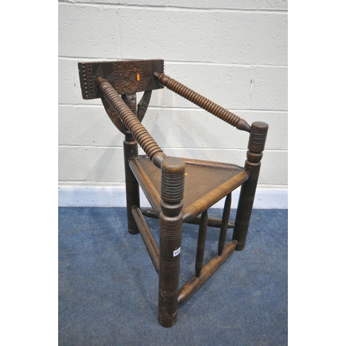 1227 - A LATE 19TH/EARLY 20TH CENTURY CARVED OAK TURNERS CHAIR (condition:-aged wear and tear)