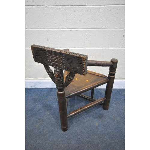 1227 - A LATE 19TH/EARLY 20TH CENTURY CARVED OAK TURNERS CHAIR (condition:-aged wear and tear)