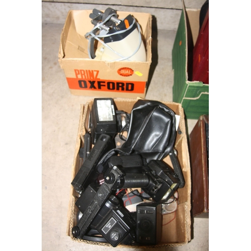 851 - FOUR TRAYS AND A CASE OF PHOTOGRAPHIC EQUIPMENT including ten lenses by Fujinon, Chinon, Hanimex, Op... 