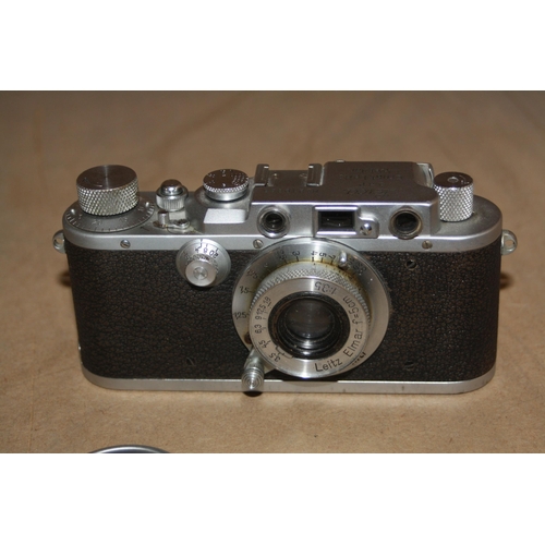 866 - A 1936 LEICA lll RANGEFINDER FILM CAMERA Serial No 219366 fitted with an Elmar 5cm f3.5 lens Conditi... 