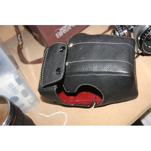 871 - A ZENZA BRONICA S MEDIUM FORMAT CAMERA with leather case fitted with a Nikkor-P 7.5cm f2.8 lens and ... 