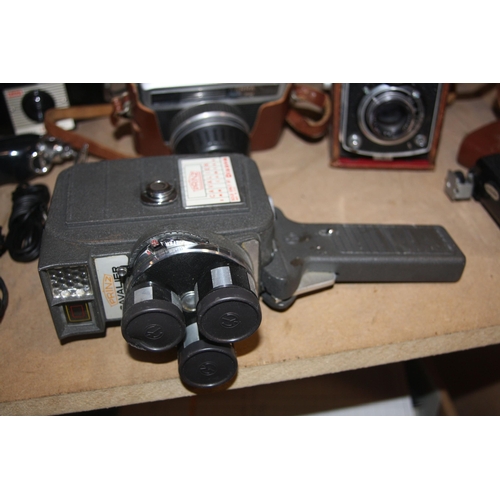 876 - A TRAY CONTAINING FILM CAMERAS INCLUDING A Yashica A TLR camera in tatty leather case, a Werra Mat S... 