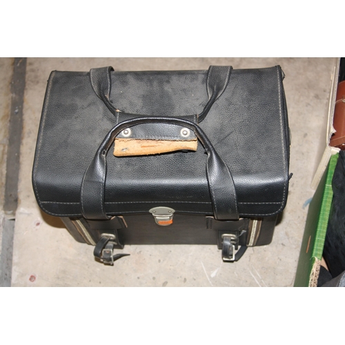 913 - TWO TRAYS CONTAINING FILM CAMERAS AND ACCESSORIES including a Canon EOS 500 SLR body, an Ensign Ful-... 