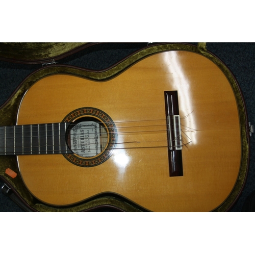 947 - AN ATURIAS JOHN MILLS MODEL CLASSICAL GUITAR with solid spruce top, laminated rosewood back and side... 