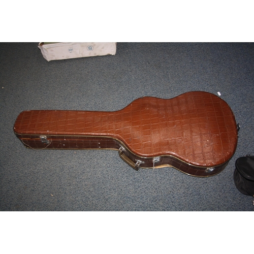 947 - AN ATURIAS JOHN MILLS MODEL CLASSICAL GUITAR with solid spruce top, laminated rosewood back and side... 