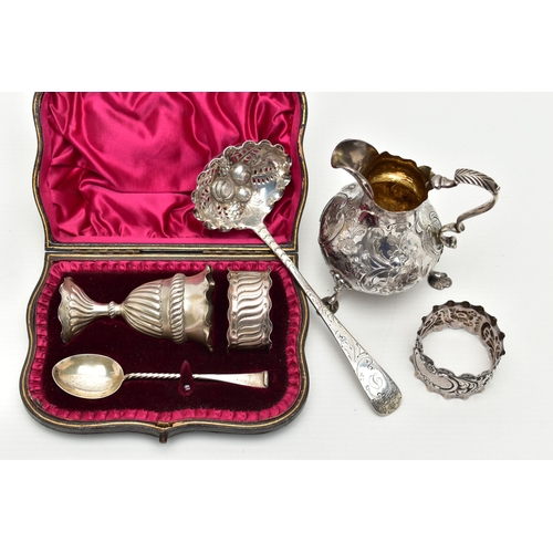 171 - A SMALL PARCEL OF 18TH, 19TH AND 20TH CENTURY SILVER, comprising a Victorian cream jug of baluster f... 