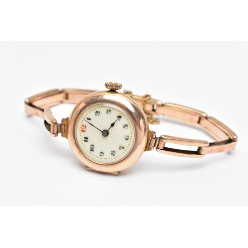 37 - A LADYS  EARLY 20TH CENTURY, 9CT GOLD WRISTWATCH, manual wind, round white dial, Arabic numerals, bl... 