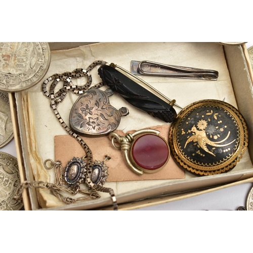 59 - A SMALL QUANTITY OF JEWELLERY AND HALF CROWN COINS, to include a circular tortoiseshell brooch detai... 