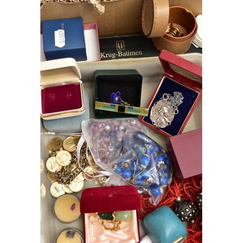 66 - A BOX OF ASSORTED COSTUME JEWELLERY, to include imitation pearl necklaces, a boxed white metal hinge... 