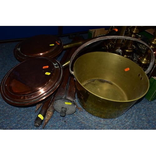 369 - TWO BOXES AND LOOSE METALWARES, to include a cast iron kettle with brass cover and handle, a brass o... 