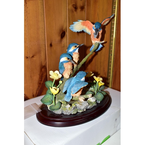 396 - A GROUP OF BOXED BIRD ORNAMENTS, comprising Country Artists 06079 'Wrens on Bird Bath', CA06097 'Kin... 