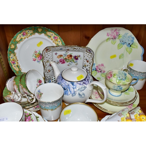 399 - A COLLECTION OF ASSORTED TEAWARES, comprising a hand painted Paragon 'Hortensia' pattern cake plate,... 