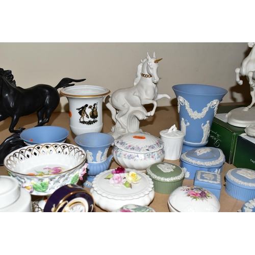 436 - A GROUP OF CERAMICS, to include a Nao hippo figure, a Beswick Donkey no 1364B and Black Beauty Foal ... 